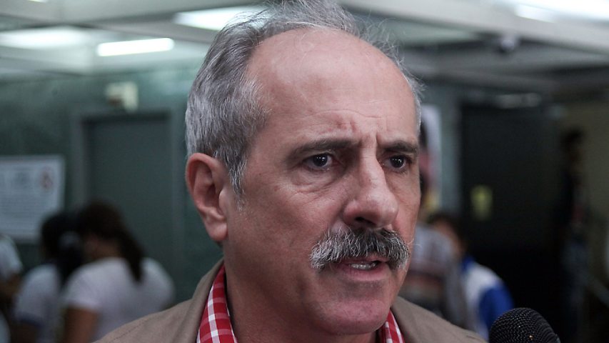 Carlos López,