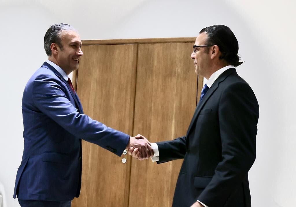 Tareck El Aissami, se reunió con el presidente de Chevron en Venezuela, Javier La Rosa