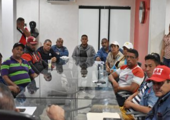 Reunión sidoristas y Gobernador de Bolívar