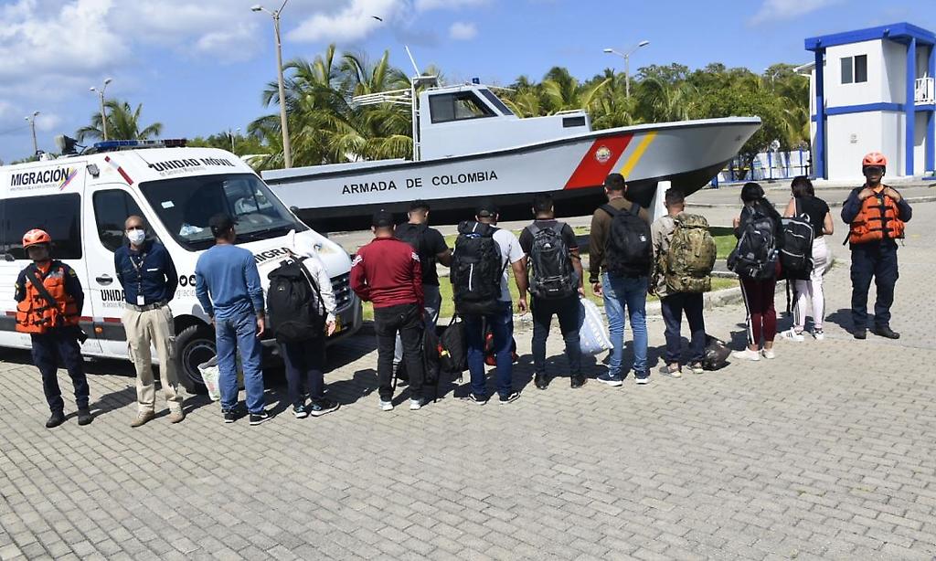 Rescatados 30 migrantes irregulares en la Isla