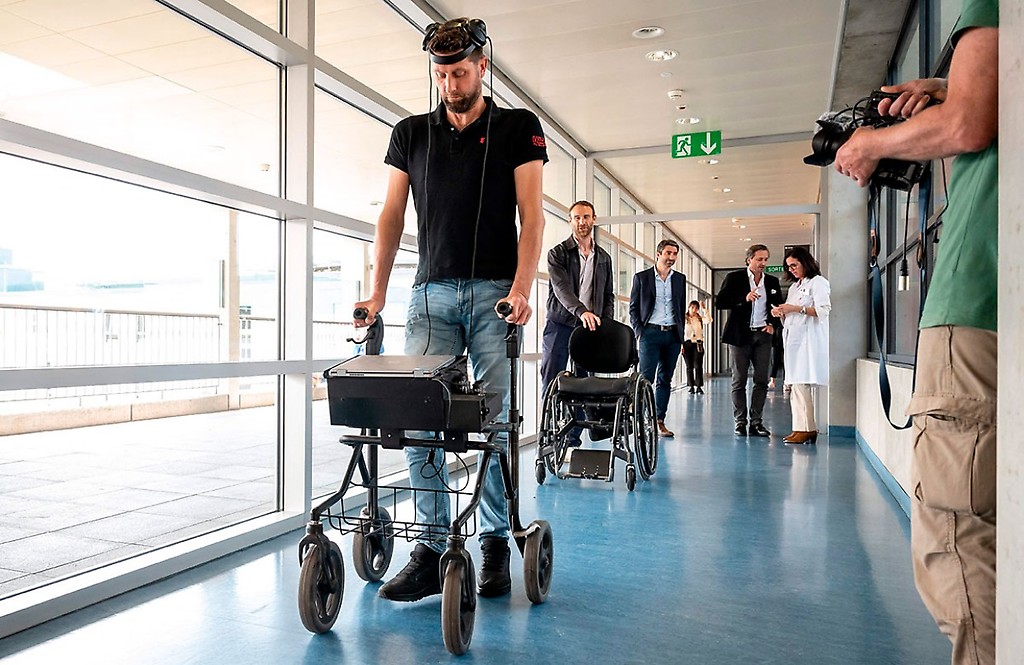 Gert-Jan, el paciente que se benefició de esta innovación tecnológica en una hospital suizo en Lausana