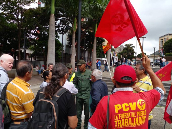 Organizaciones de izquierda acudieron al TSJ para rechazar judicialización del PCV