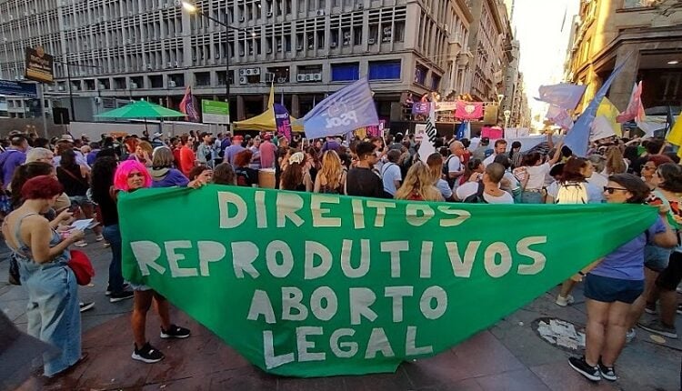 Marcha por los derechos reproductivos en Brasil