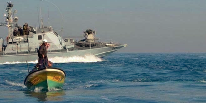 Israelíes asedian constantemente a pescadores palestinos lo que incide en los niveles de pobreza entre esta población