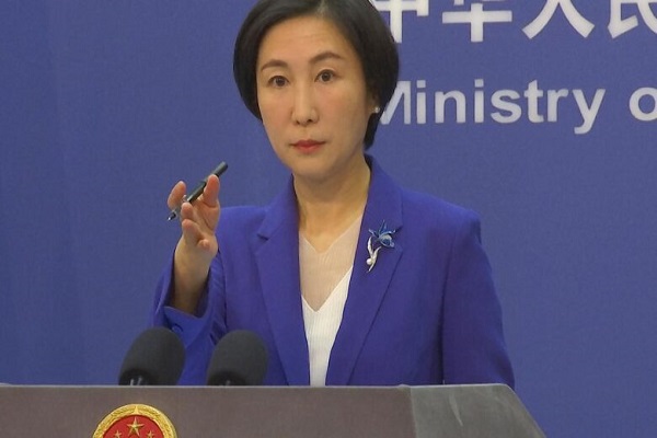 La portavoz de la Cancillería asiática dijo que Pekín se opone a las sanciones unilaterales, que no se basan en el derecho internacional.